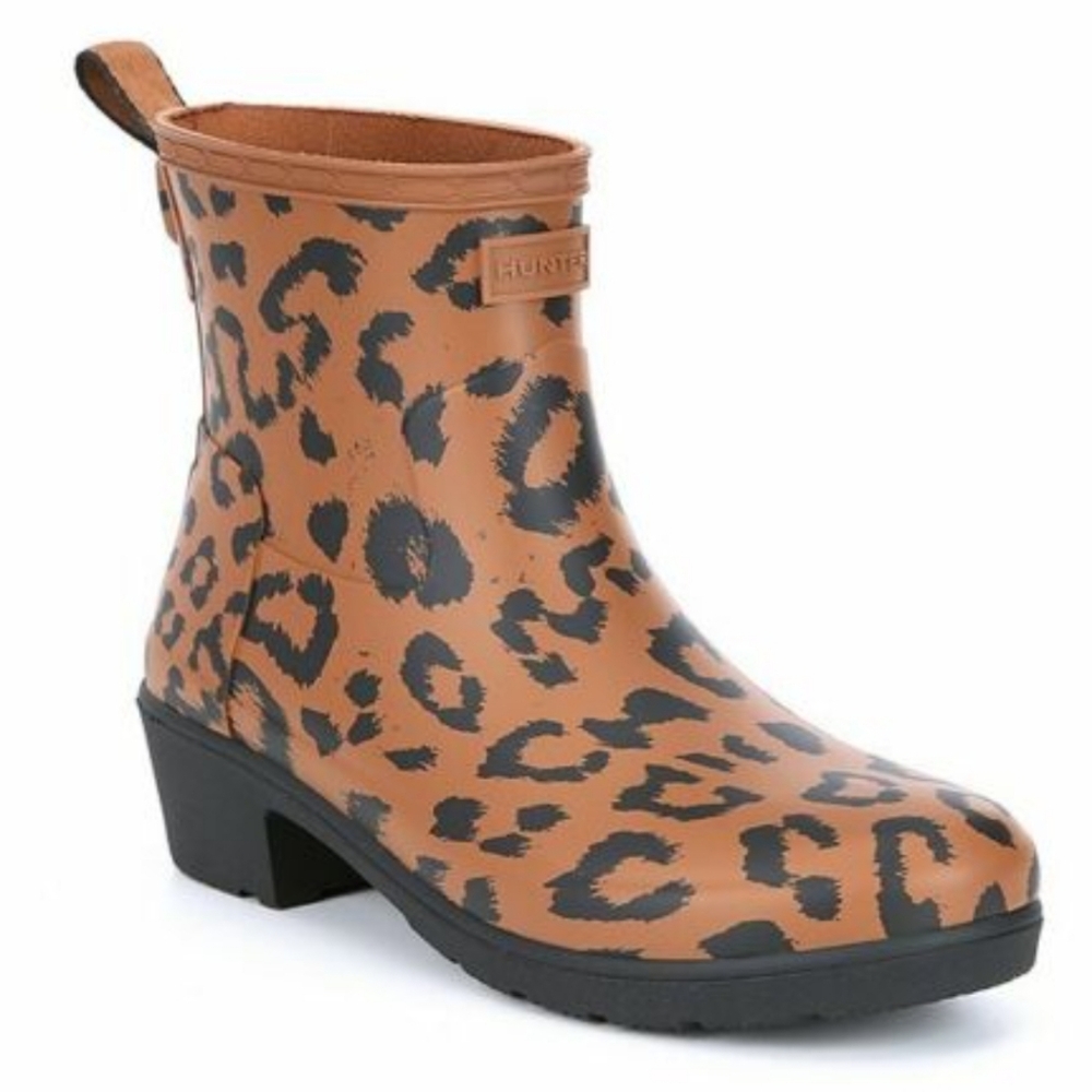 Hunter Refined Leopard Ankle Biker Rain Boot size 6